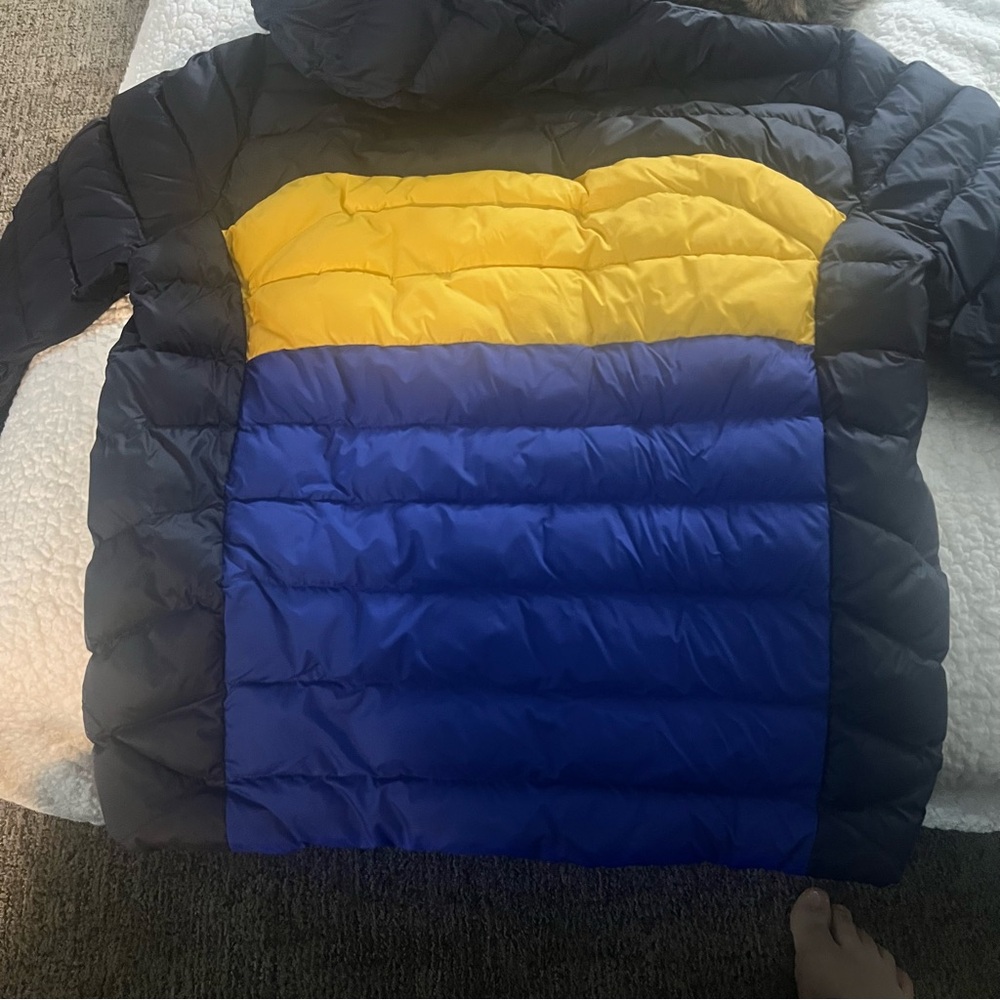 Polo Ralph Lauren Color-Block Packable Performance Water Repel Puffer Jacket - Picture 5 of 9
